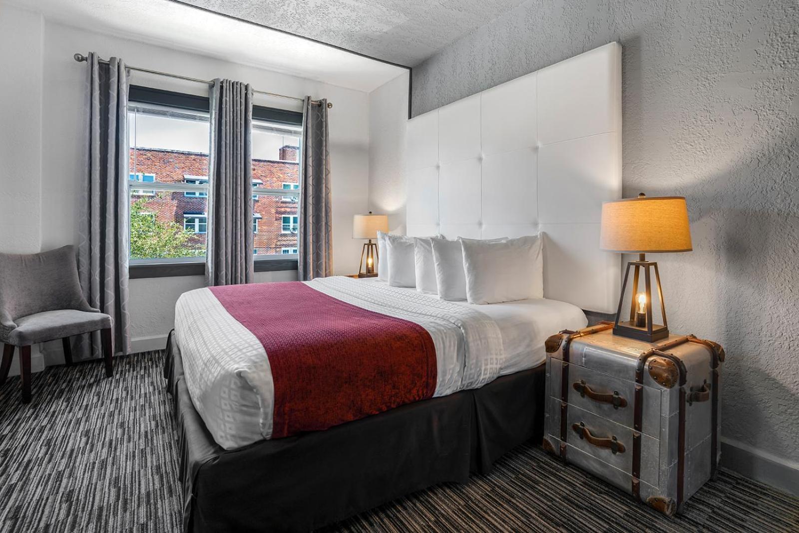 Avalon Hotel Downtown St. Petersburg Bagian luar foto